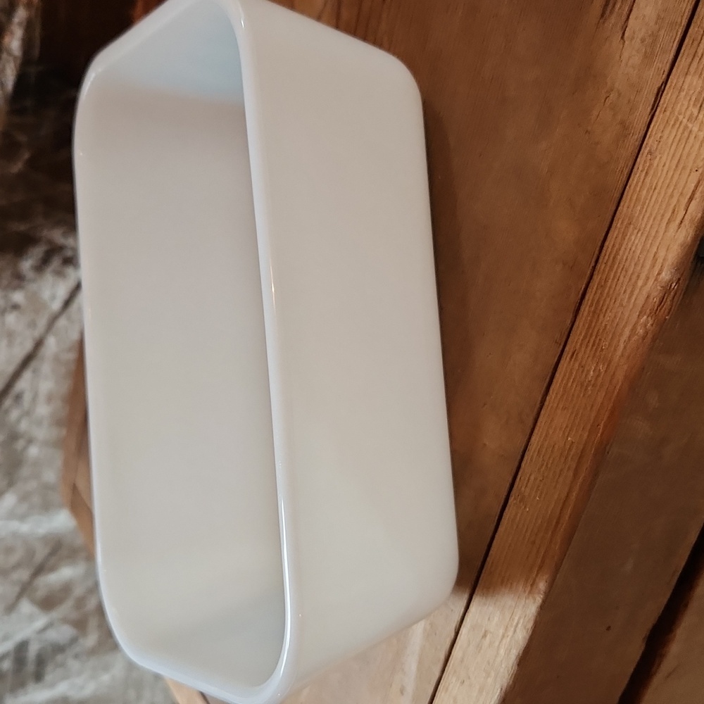 Pyrwx Refrigerator Dish - Picture 2 of 7
